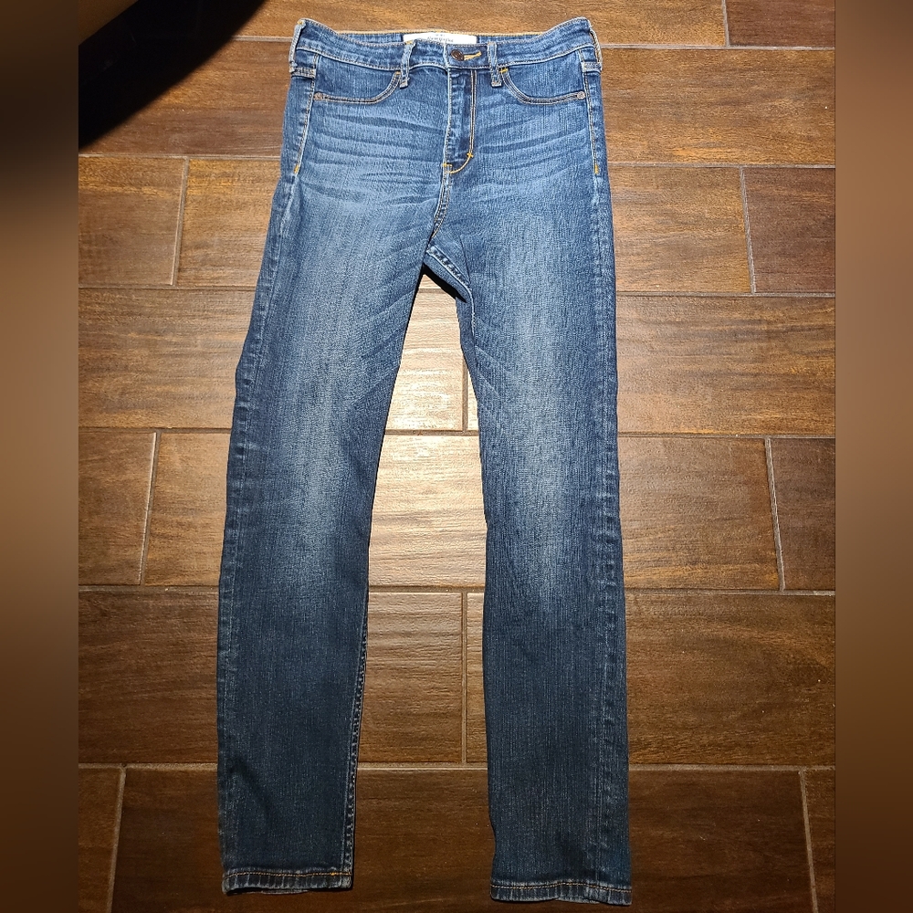 abercrombie & fitch blue jeans